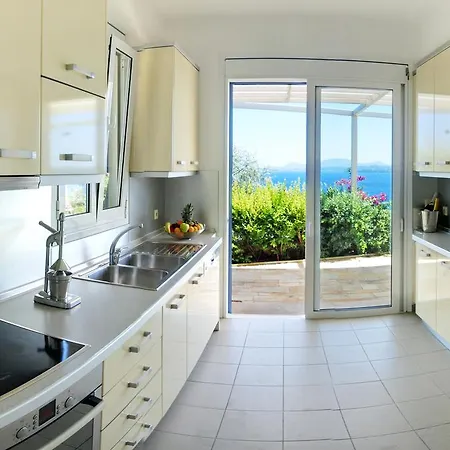 Villa Corfu Luxury Mparmpati
